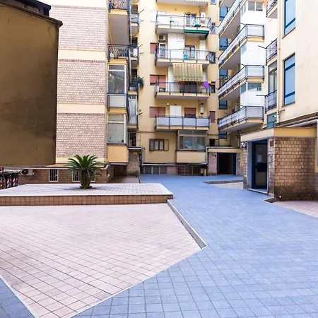 Casa Di Iole Apartment *
